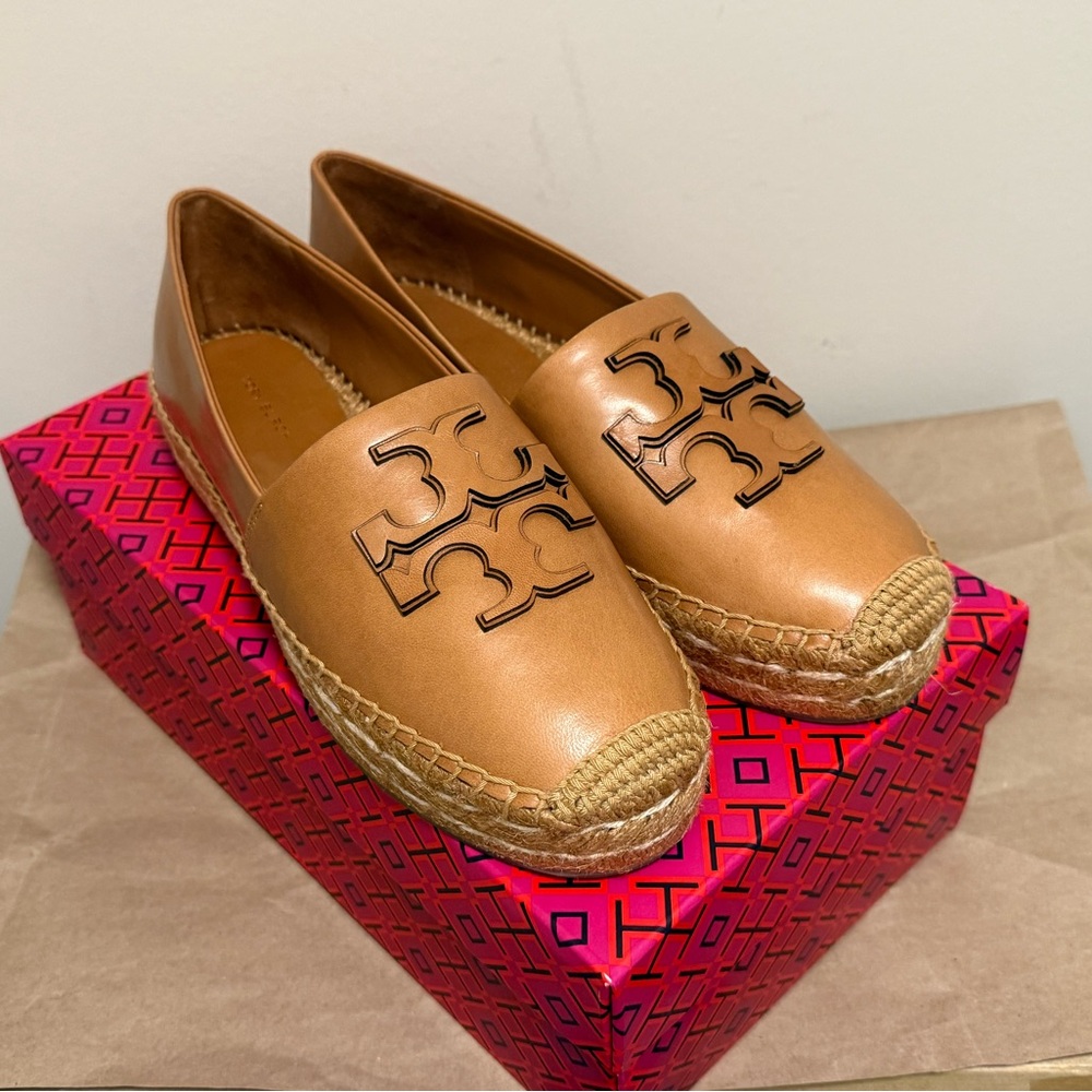 TORY BURCH INES PLATFORM ESPADRILLE TAN COLOR SIZE 8